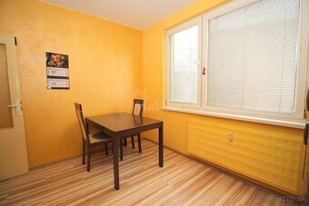 PREDAJ 1 IZB 35m² Malá okružná Partizánske - 10