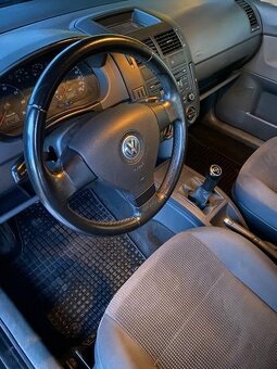 Volkswagen Polo 1.4 benzín - 10