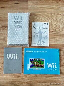 Nintendo Wii - 10