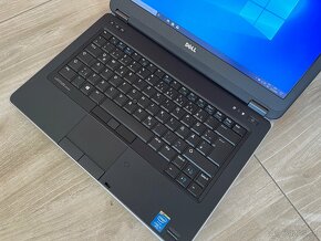 Lenovo/Notebook/Ryzen 5/8GB RAM/128GB M2 SSD/Grafika 2GB - 10