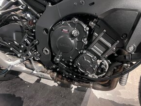 Yamaha MT 10 - 10