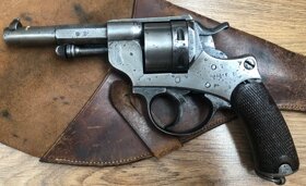 Historicky revolver   Chamelot-Delvigne  1873 - 10