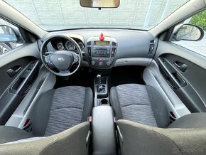 KIA Ceed 1.4i 16V Comfort NEPOJAZDNE - 10