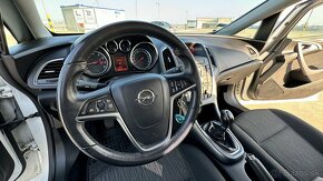 Predam Opel Astra Sports Tourer, 1. majitel, kupene na SK - 10