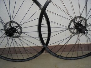 Race-Face Pevné osy 15x100 - 12x142 mm. 29 er. - 10