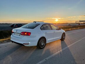 Volkswagen Jetta Mk6 1.2TSI 77kw 2014 - 10