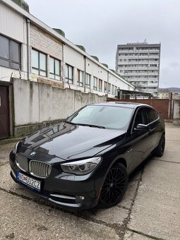 BMW 530 GT 2010 - 10