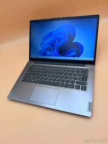 Notebook 14"Lenovo.AMD Ryzen 3 5300U 4x2,60GHz.12 ram.256SSD - 10