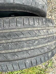 Kumho Ecsta dvojrozmer 225/40 a 255/35 r19 - 10