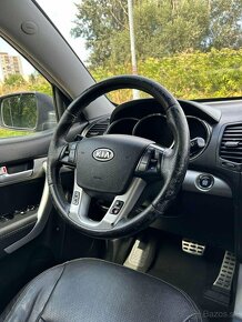 Kia SORENTO 2.2 crdi 4X4 - 10