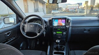 Kia Sorento 2.5 CRDi - 10