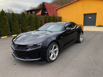 Predám Chevrolet Camaro LT1 6,2 V8 - 2020 - 10