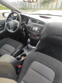 Kia Ceed 1.6 GDI - 10