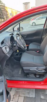 Toyota Yaris 1.0l / 2011 - 10