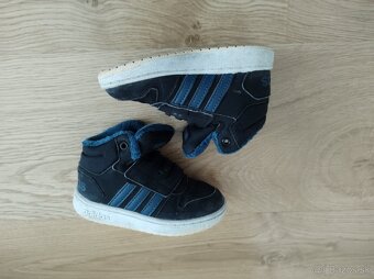 Zateplené tenisky Adidas - 10