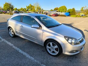 Opel astra gtc - 10