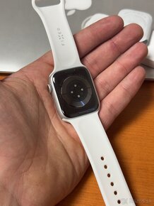 Apple Watch 9 45mm GPS LTE Cellular - nové, rok záruka - 10