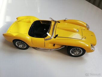 1:18 FERRARI 250 testarossa - 10