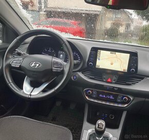 Hyundai i30 - 10