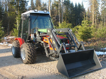 Malotraktor AGT 960 R - otočné pracovisko, 50 HP - 10