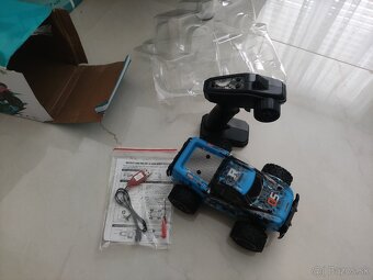 rc auto na diaľkové ovládanie - 10