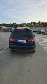 7-miestny Ford Galaxy - 10