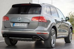 Volkswagen Touareg 3.0 TDI R line - 10