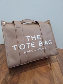 Marc Jacobs Kabelka - 10