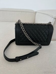 Chanel boy kabelka - 10