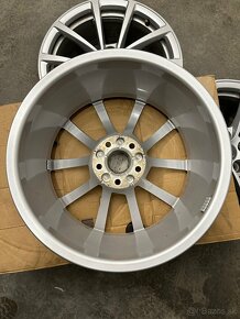 Hliníkové disky 5x112 R17 Audi A6 C8 - 10