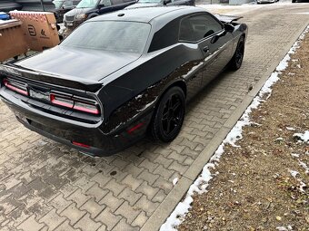 Dodge Challenger 5.7 Hemi 2019 - 10