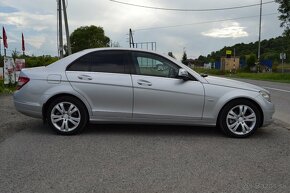 Mercedes-Benz C trieda Sedan 220 CDI Avantgarde A/T - 10