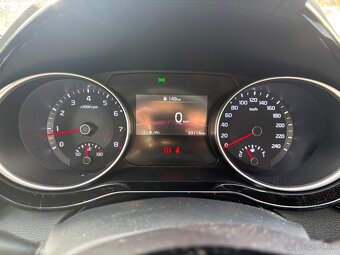 Kia Ceed SW 1.5 T-GDi Gold - 10