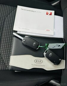 Kia Ceed - 10