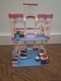 LEGO FRIENDS obchodná zóna Heartlake - 10