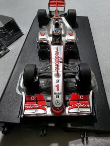 Model McLaren F1 - 10