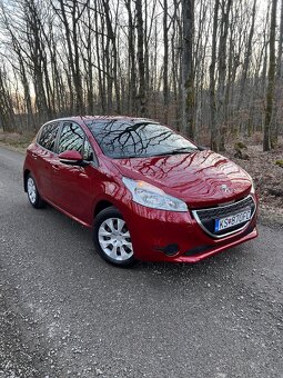 Peugeot 208 - 10