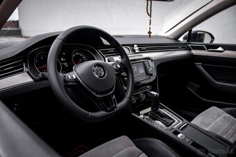 Volkswagen Passat Variant 2.0TDI 140kw Highline 4MOTION - 10