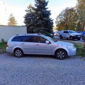 PREDÁM CHEVROLET LACETTI SW 1,6 BENZÍN - 10