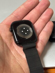 Apple Watch 10 46mm Jet Black - nové, rok záruka - 10