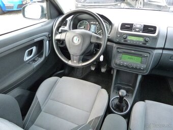 Škoda Roomster 1.6 16V Sport + Panoráma  - 10