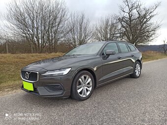 predám Volvo V60, benzín 2.0, automat, rok 2020/11 - 10