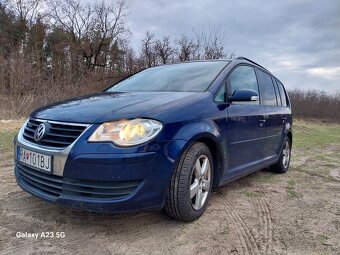 Predam volkswagen touran - 10