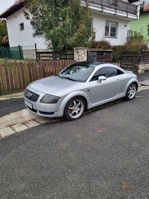 Audi TT 1.8T Quattro - 10