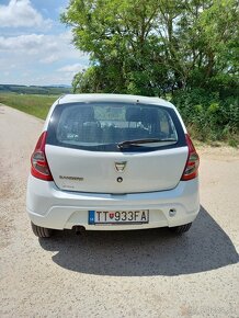 Dacia Sandero - 10