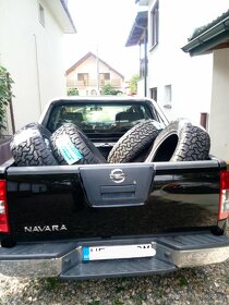 Predám Nissan Navara D40 - 10