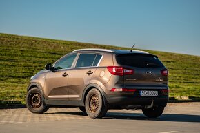 KIA Sportage 2.0 LPG - 10