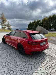 Audi RS4 COMPETITION MATRIX VIRTUAL Red/Black - 10