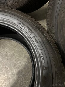 Zimné pneumatiky 205/60/16 Dunlop SP Wintersport 3D AO - 10