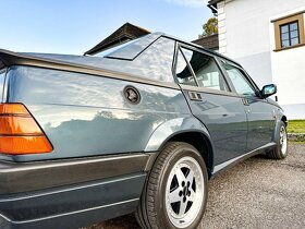 Alfa Romeo 75 2.0 TS 1990 - 10